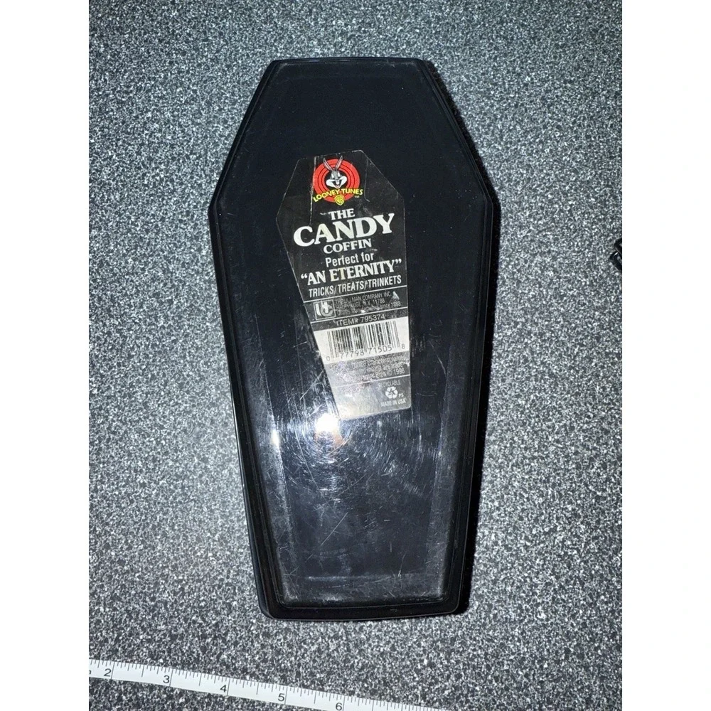 Looney Tunes The Candy Coffin TAZ 1998‎ Warner Bros Halloween